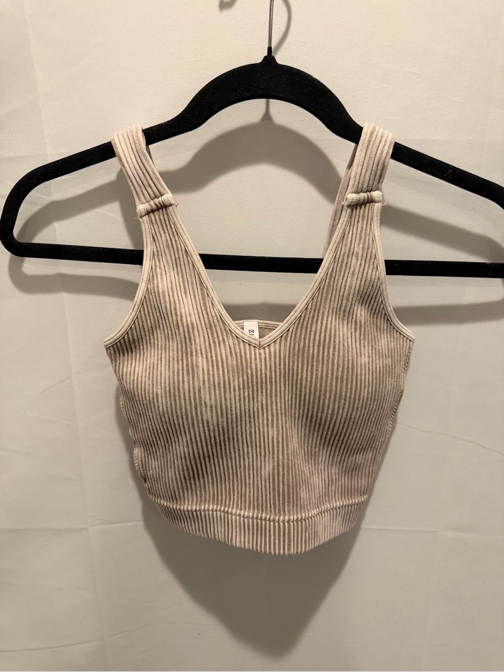 Brand new Zenana Outfitters Ribbed V-Neck Cropped Tank in Light Beige size S/M.